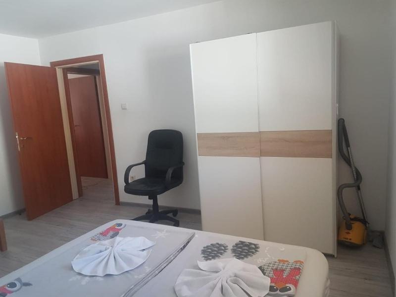 Apartman Salus トゥズラ エクステリア 写真