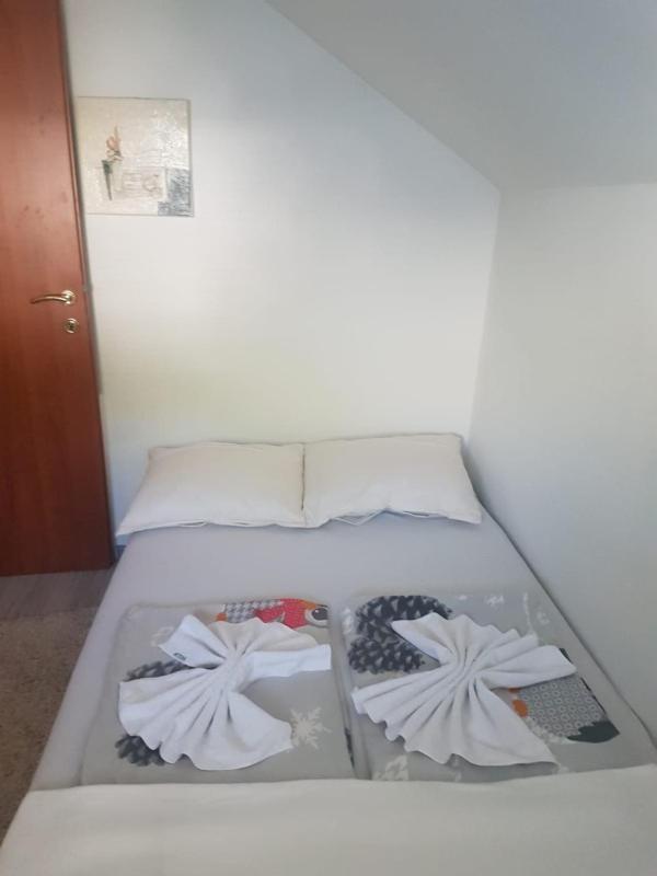 Apartman Salus トゥズラ エクステリア 写真